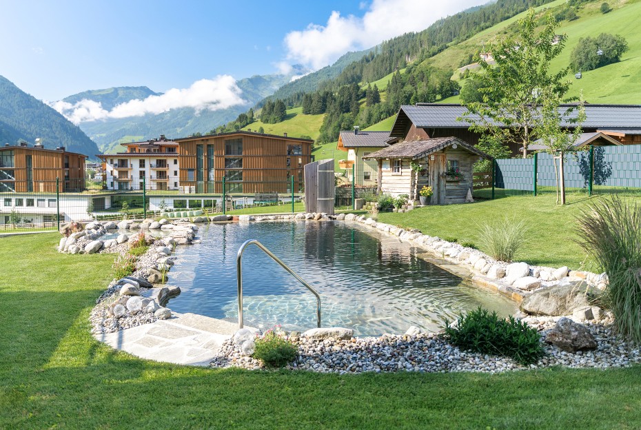 Gewerblicher Kleinbadeteich